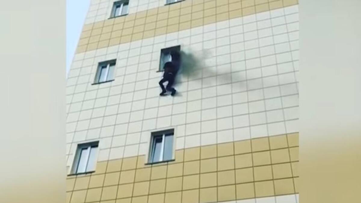 Incendio en Siberia - Víctimas saltando