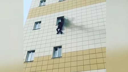 Incendio en Siberia - Víctimas saltando