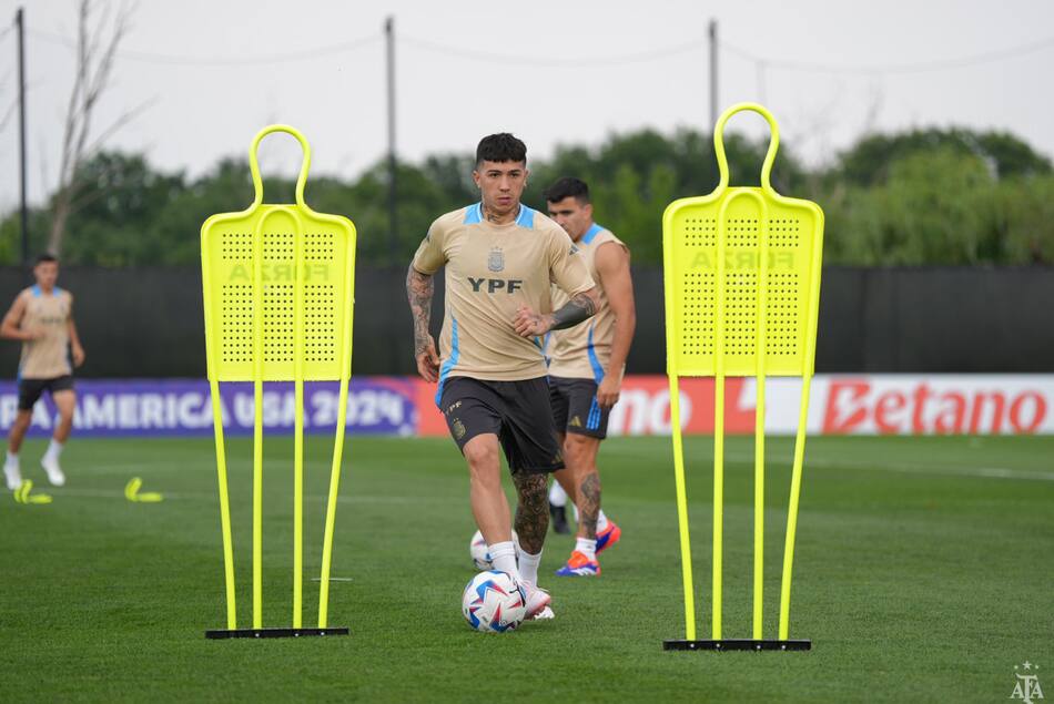 Argentina se entrena pensando en Chile; Copa América 2024. Foto: X @Argentina
