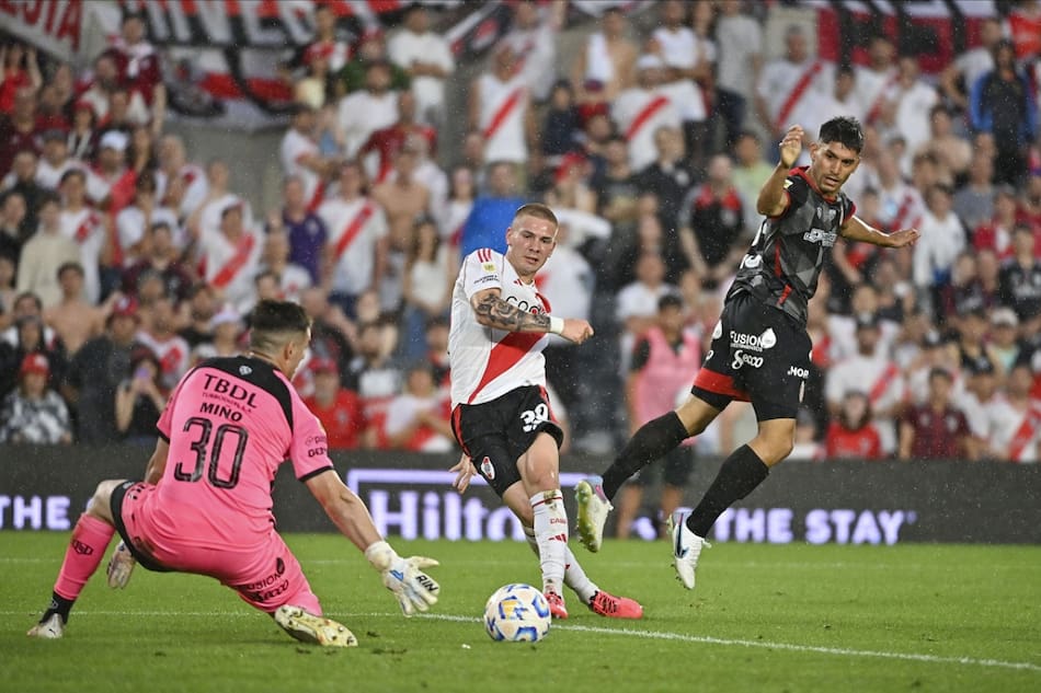 Franco Mastantuono está en el radar de Manchester United. Foto: X @RiverPlate