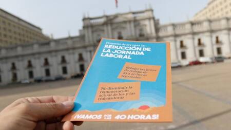 Chile aprobó la reducción de jornadas laborales. Foto: Reuters