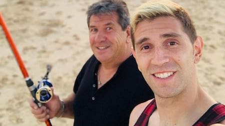 "Dibu" Martínez y su padre, Alberto. Foto: Instagram @emi_martinez26.