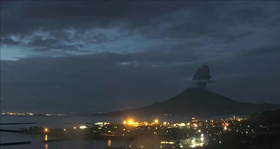 Volcán Sakurajima de Japón. Foto: captura de video