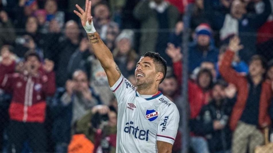 Luis Suárez en Nacional. Foto: NA.