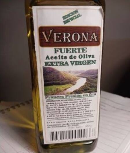 Uno de los aceites de oliva prohibido por ANMAT. Foto: ANMAT.