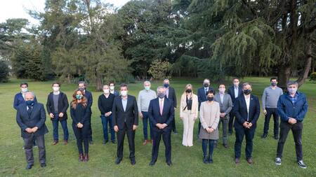 Alberto Fernández junto a Intendentes del Conurbano, AGENCIA NA