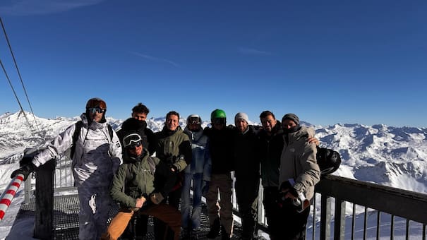 No es Colapinto: el piloto argentino que vacaciona con Lando Norris, el campeón de la Fórmula 1