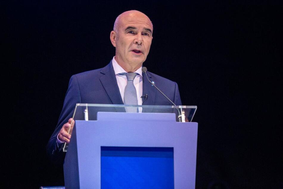 Debate presidencial, Juan José Gómez Centurión