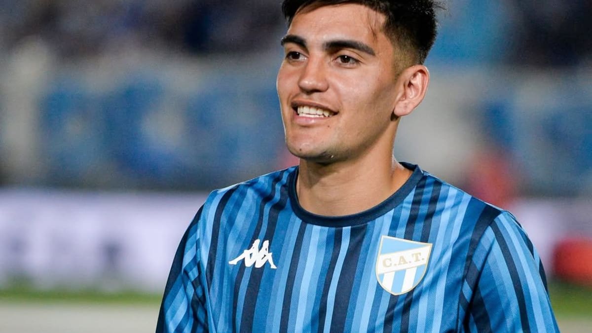 El jugador que protagonizó la novela más vueltera del verano