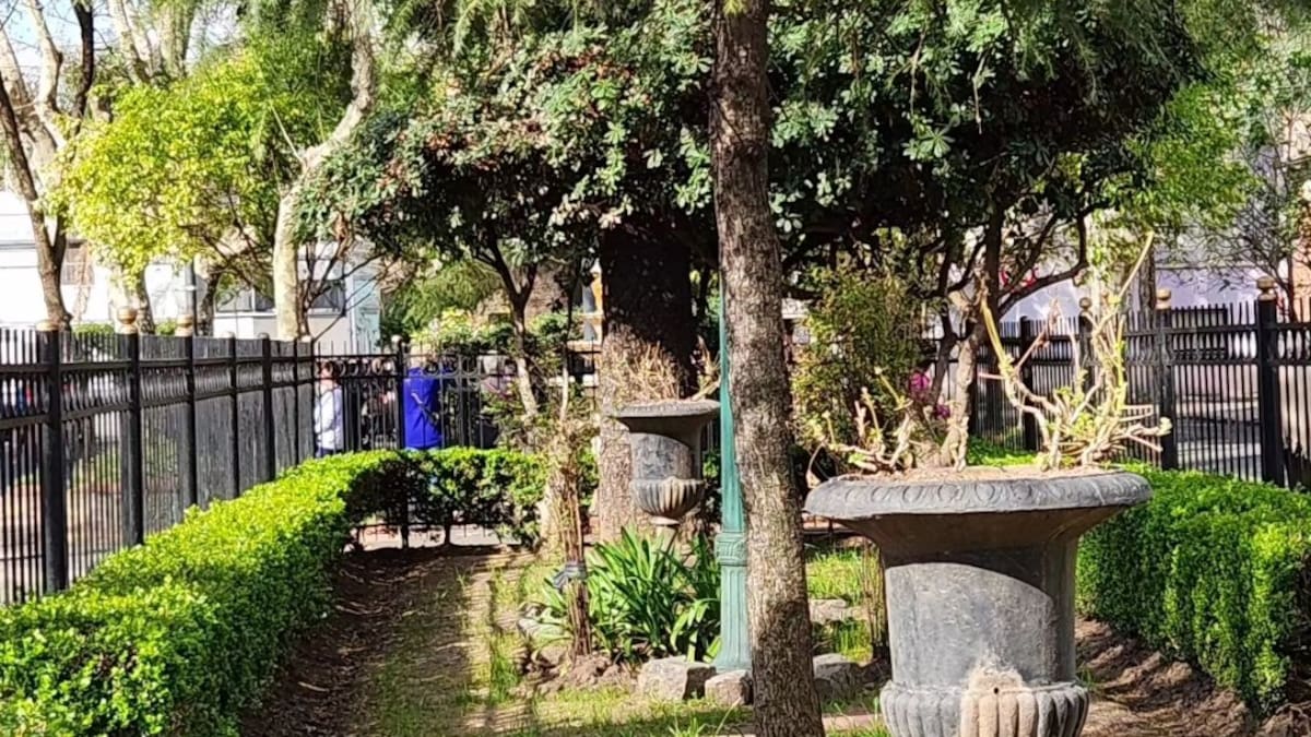 El barrio de Buenos Aires que tiene una sola manzana y calles sin nombre: un rincón porteño marcado por el tango y la historia