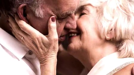 Pareja de la tercera edad - Sexo - Relaciones