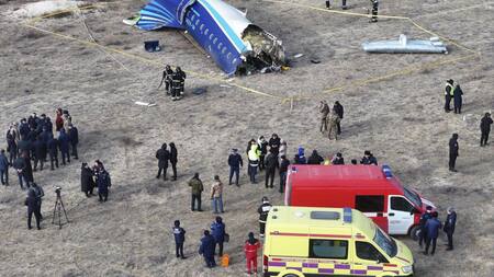 Accidente aéreo en Kazajistán. Foto: EFE