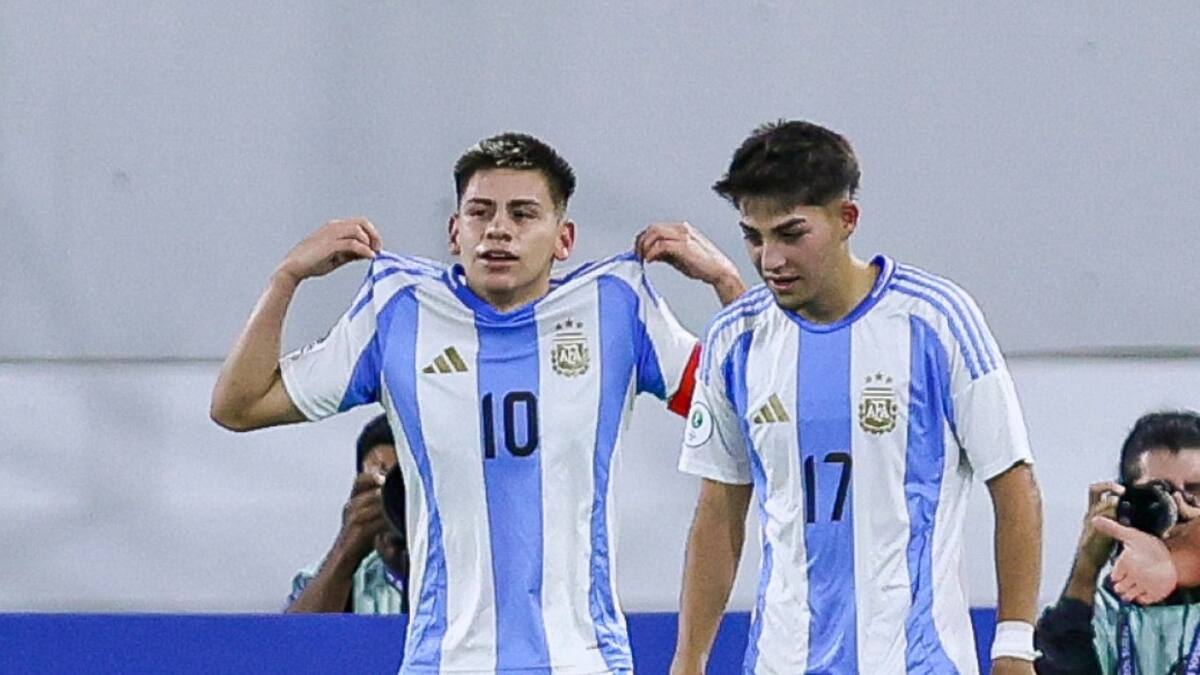 Claudio EcheverrI en el Sudamericano Sub 20. Foto: NA.