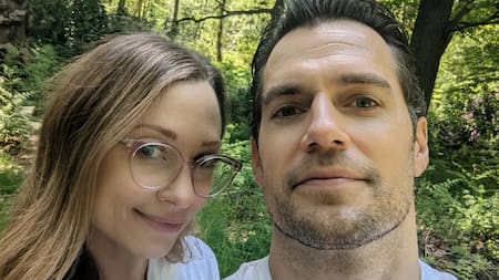 "Estamos muy entusiasmados": Henry Cavill y su pareja confirmaron que esperan su primer hijo