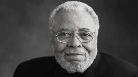 Murió James Earl Jones, actor que le dio voz a Darth Vader en la saga de Star Wars