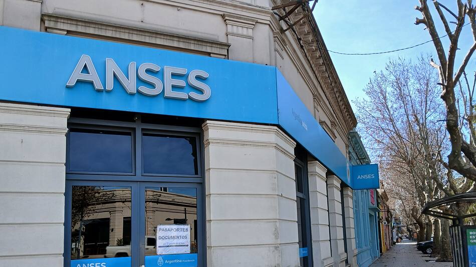 ANSES.
