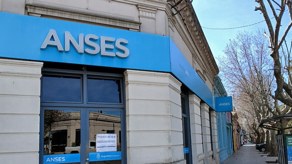 ANSES.