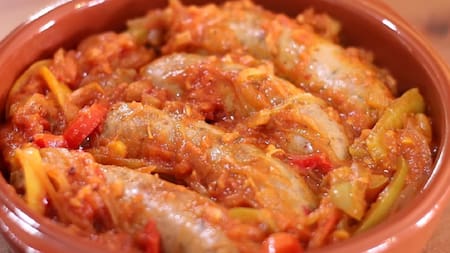 Chorizo a la pomarola. Foto: YouTube