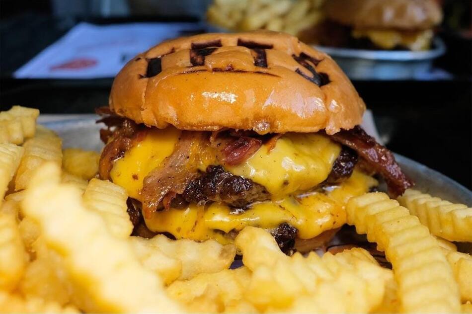 Hamburguesas de The Food Truck Store. Foto: Instagram / thefoodtruckstore.