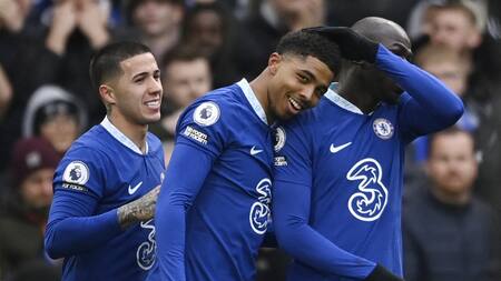 Enzo Fernández y Wesley Fofana. Foto: EFE.