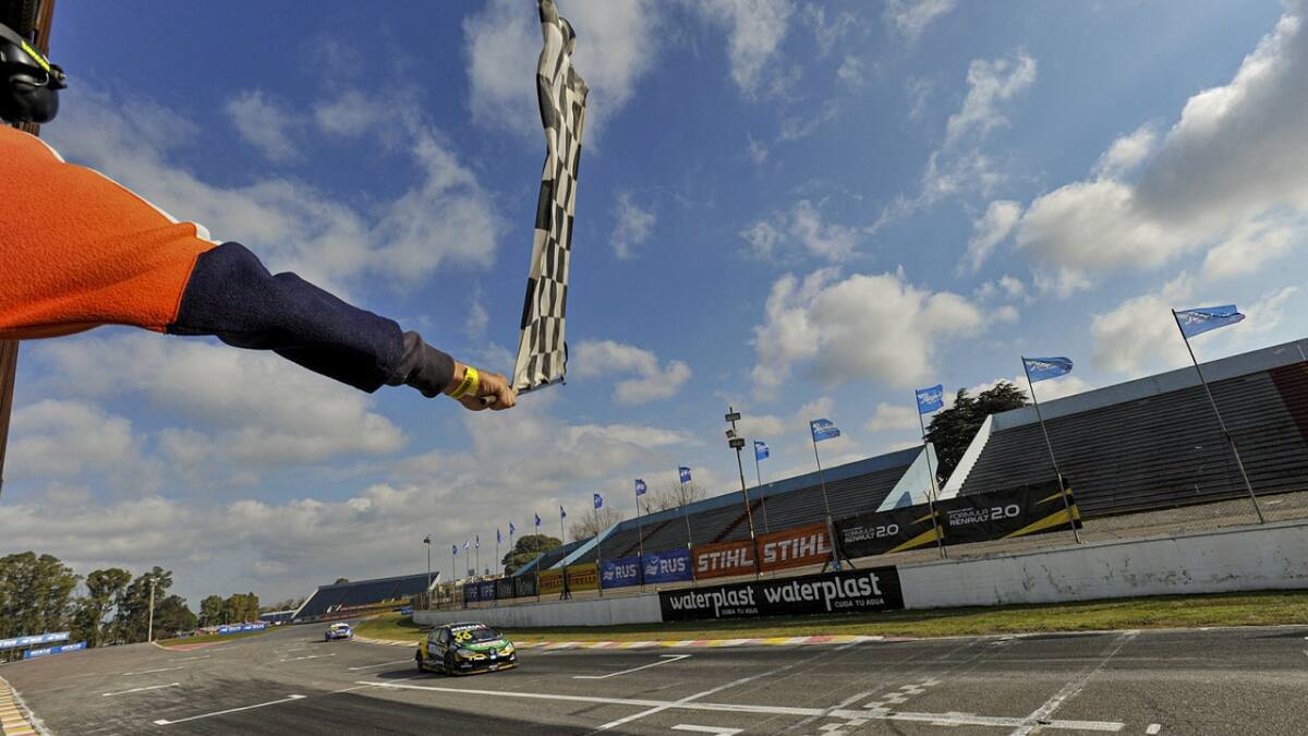 Autódromo Oscar y Juan Gálvez. Foto: NA.