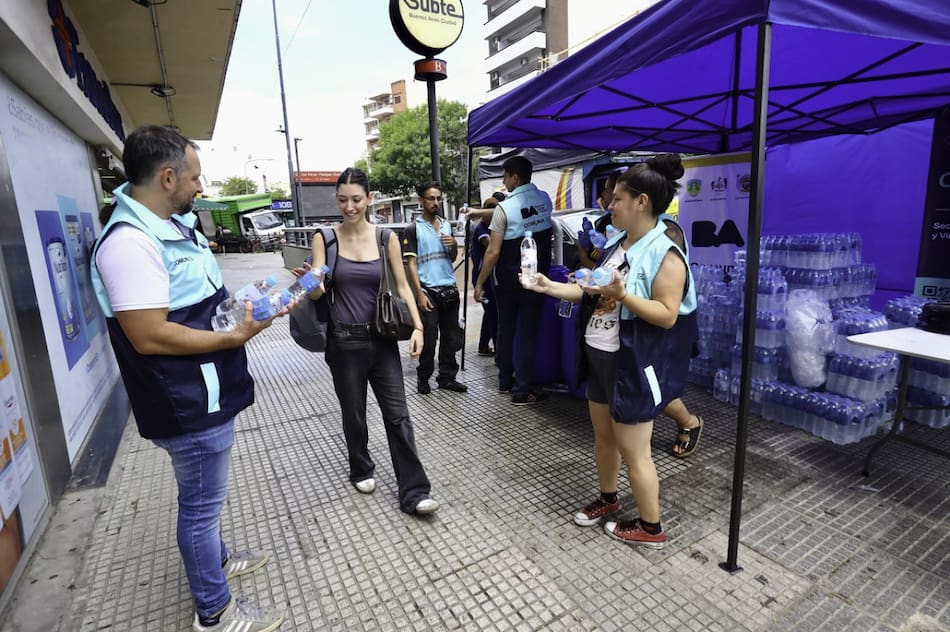 Operativo "anticalor" en AMBA. Foto: Prensa GCBA.
