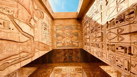 Inscripciones en las tumbas del antiguo Egipto. Foto: Unsplash