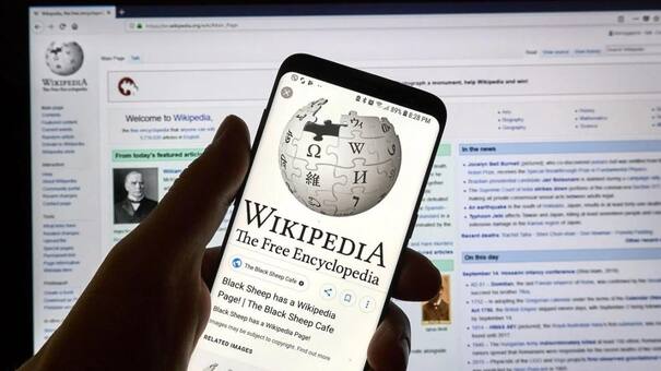 Rusia censura a Wikipedia por difundir "información falsa" e impone una multa económica