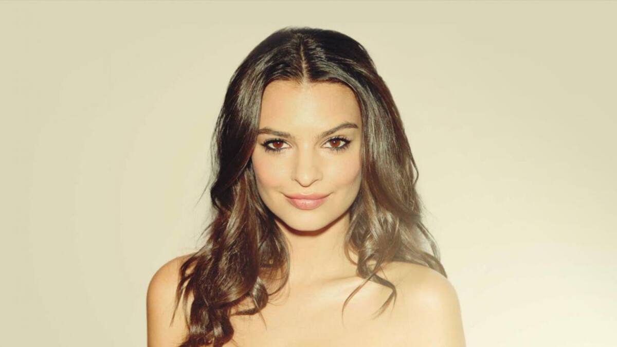 Emily Ratajkowski