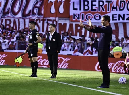 Fernando Gago y Marcelo Gallardo en el Superclásico. Foto: NA (Juan Foglia)