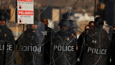 Despliegue de tropas antiinmigrantes en Estados Unidos. Foto: Reuters/José Luis González