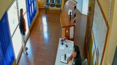 Misiones: entró en una comisaría, se roció con alcohol y se prendió fuego