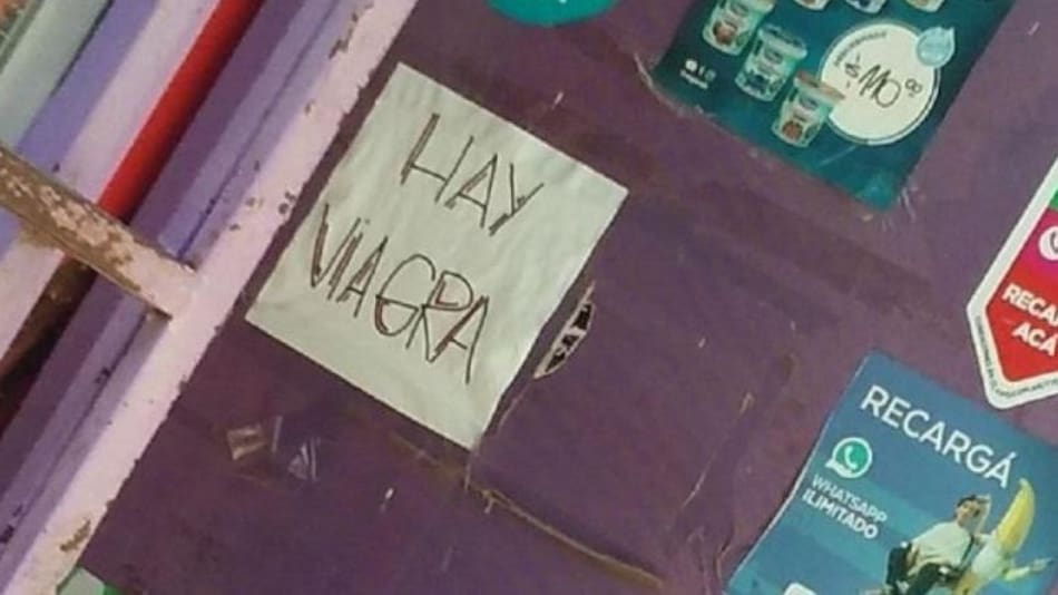 La denuncia fue acompañada por una foto con el cartel del kiosco. Foto: NA.