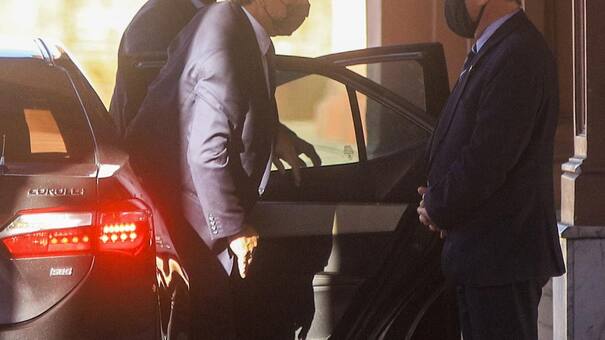 Renuncias de funcionarios kirchneristas: Alberto Fernández resiste