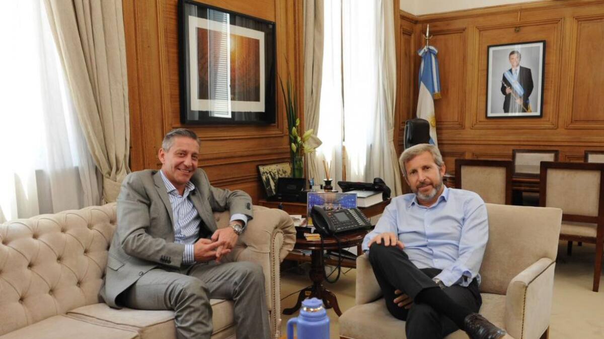 Reunión de Mariano Arcioni y Rogelio Frigerio en Casa Rosada