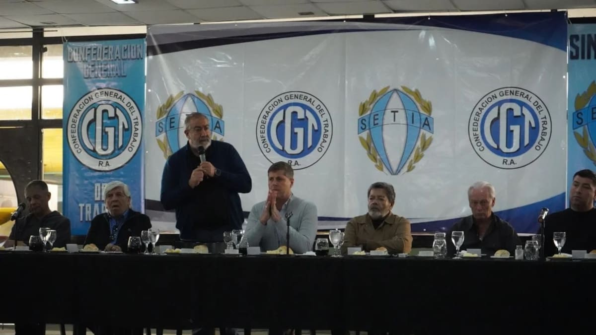 La CGT reúne a su Consejo Directivo y amenaza con un paro general contra la reforma laboral de Javier Milei