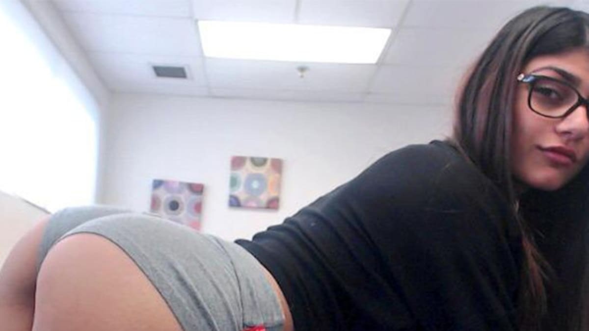 Mia Khalifa celebró su cumpleaños con más fotos desnuda