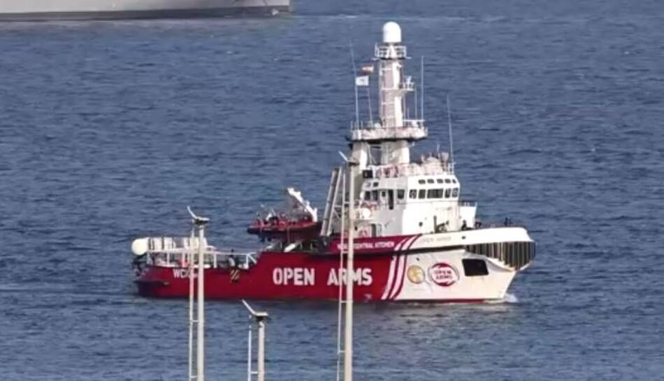 La llegada de la Flota humanitaria a Chipre. Foto: captura video - Reuters.