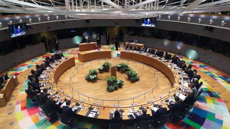 Reunión parlamento, Unión Europa, REUTERS