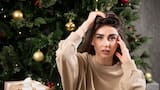 Fin de año y emociones: la psicología explica por qué algunas personas no disfrutan armar el arbolito de Navidad