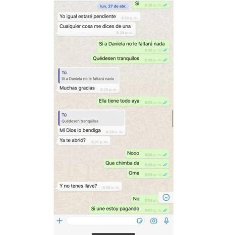 Sebastián Villa, chats