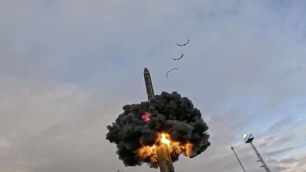 Listo para una Guerra Mundial: Putin anunció que el misil hipersónico Oreshnik de Rusia entrará en servicio antes de fin de año