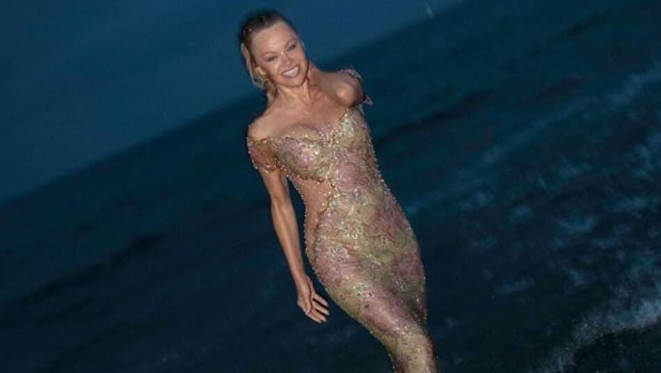 Pamela Anderson - Marbella - Costa del Sol