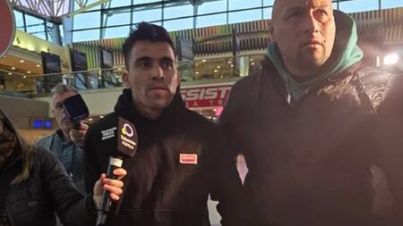 Marcos Acuña llegó a la Argentina. Foto: NA