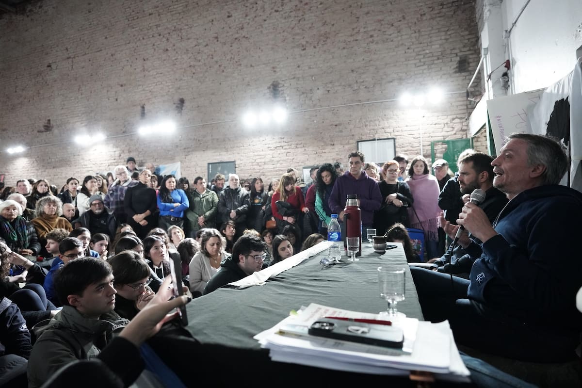Máximo Kirchner participó de un Plenario de la militancia donde se refirió al endeudamiento del país con el FMI y de las familias argentinas.