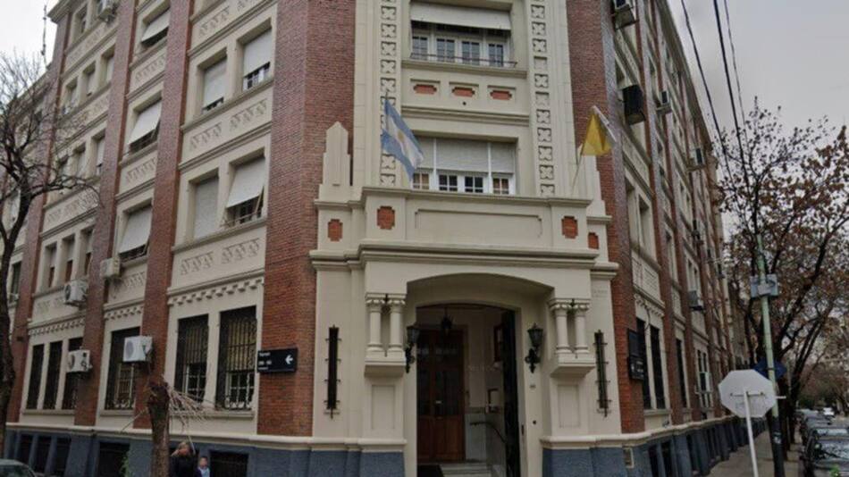 Residencia salesiana del barrio porteño de Almagro, coronavirus en Argentina