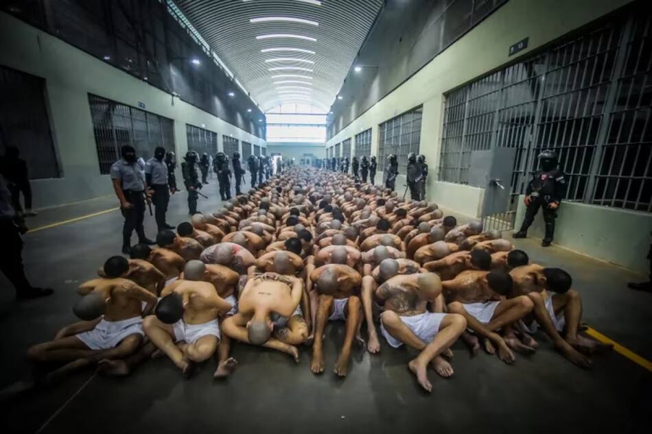 Método Bukele en El Salvador. Foto: Reuters