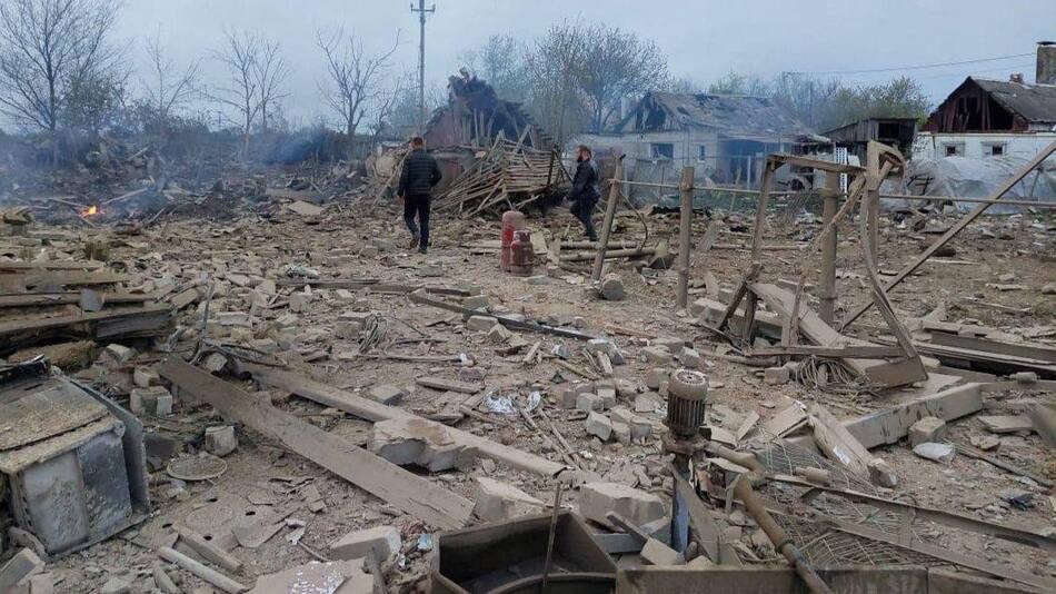 Destrucción de zonas civiles tras bombardeo. Foto: Reuters.