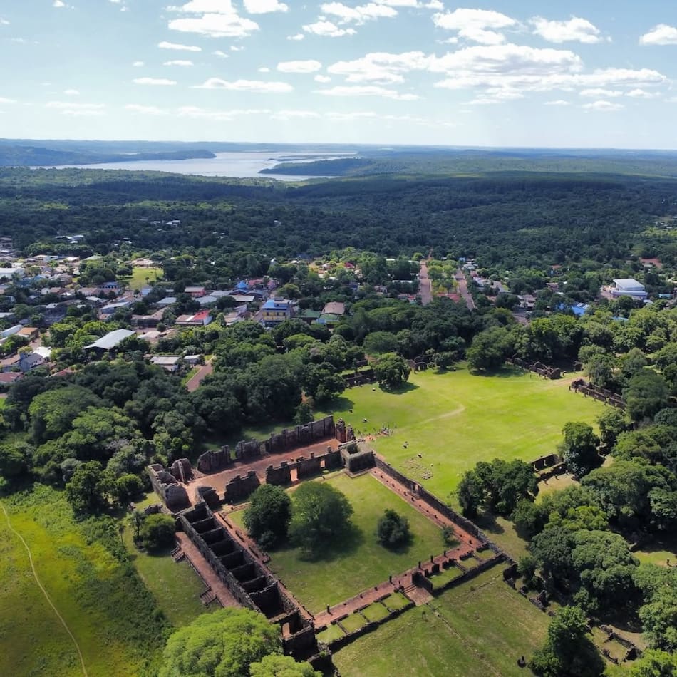 Las Ruinas de San Ignacio, Patrimonio de la Unesco. Foto: Instagram @turismo.sanignacio