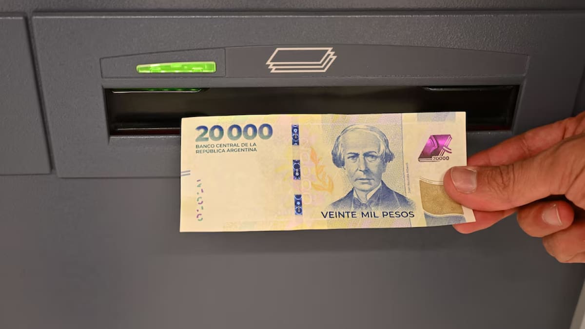 Billetes de $20.0000. Foto: Infobae